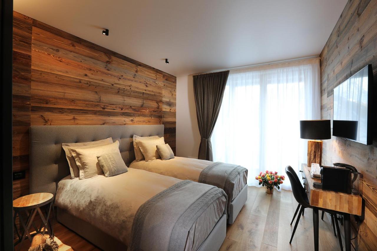 Chalet Blanc Cervinia Bed and Breakfast Breuil-Cervinia Exteriör bild