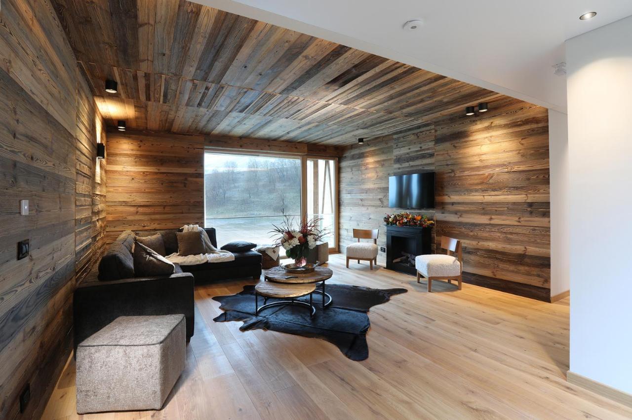Chalet Blanc Cervinia Bed and Breakfast Breuil-Cervinia Exteriör bild
